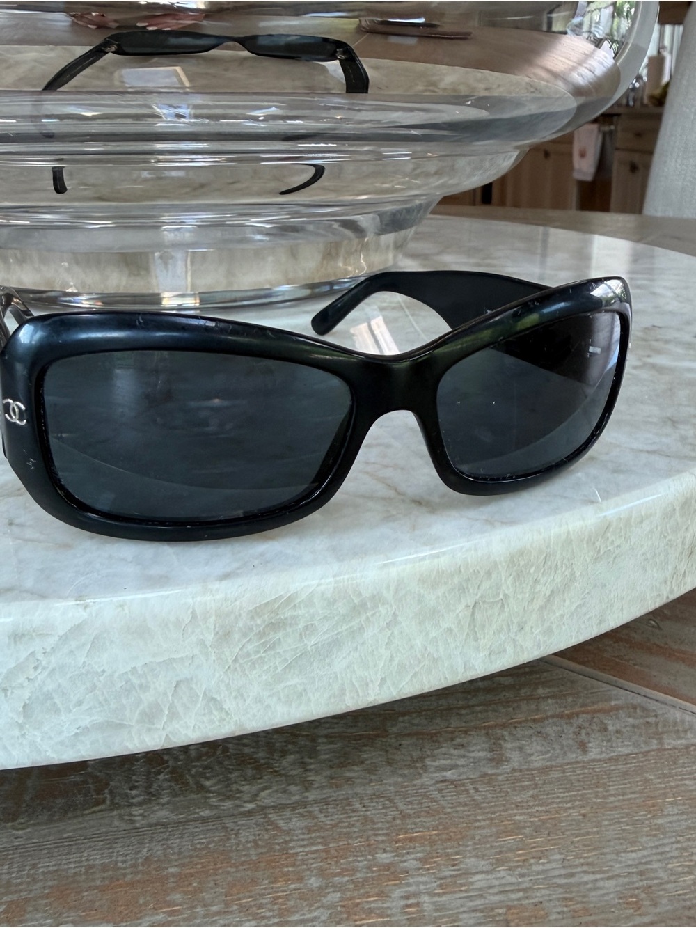 CHANEL Vintage Black Glossy Sunglasses Arm with Silver Bead Design